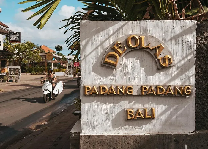 Guest house De Olas Padang Padang Bali 2*